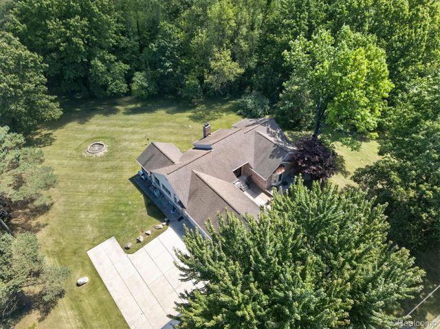 4037 Chilson Road, Genoa Township, MI 48843