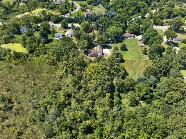 4037 Chilson Road, Genoa Township, MI 48843