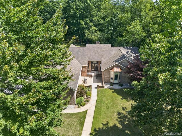 4037 Chilson Road, Genoa Township, MI 48843