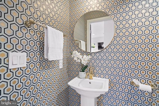 4111 ROSEMARY ST, Chevy Chase, MD 20815