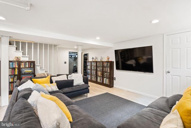 4111 ROSEMARY ST, Chevy Chase, MD 20815