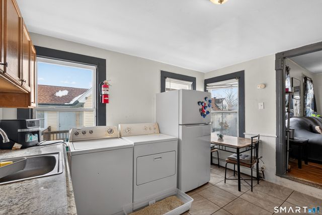 120 Bond Street, Hartford, CT 06114