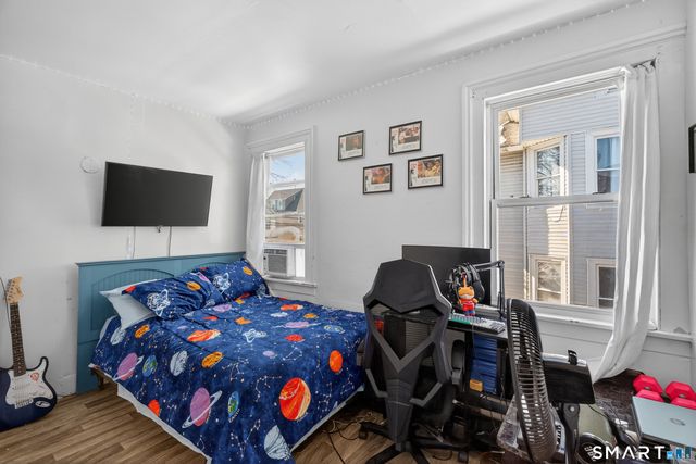 120 Bond Street, Hartford, CT 06114