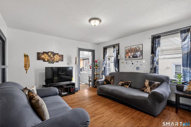 120 Bond Street, Hartford, CT 06114