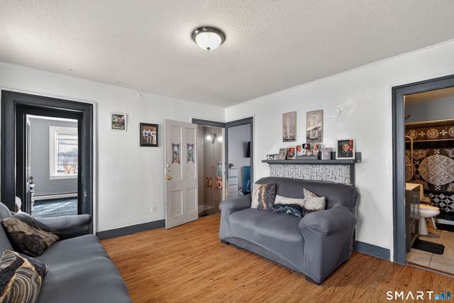 120 Bond Street, Hartford, CT 06114