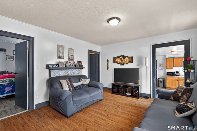 120 Bond Street, Hartford, CT 06114