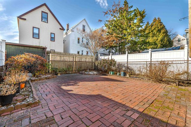 38 WEST 43RD ST, Bayonne, NJ 07002