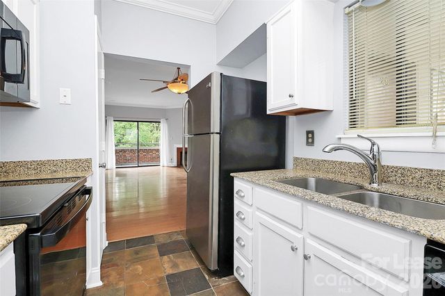 224 N Poplar Street 20, Charlotte, NC 28202
