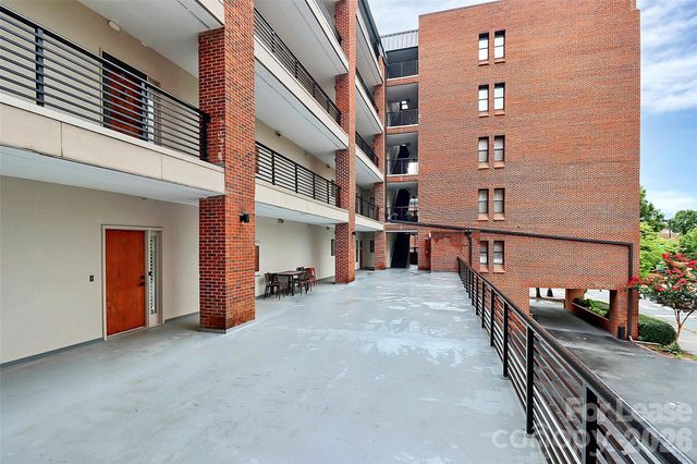 224 N Poplar Street 20, Charlotte, NC 28202