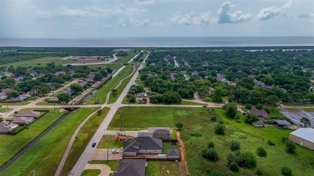 0 25th Avenue N, Texas City, TX 77590