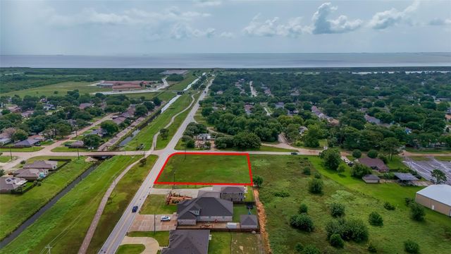 0 25th Avenue N, Texas City, TX 77590