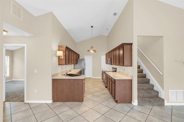 1422 SAFFRON TRAIL, Deland, FL 32724