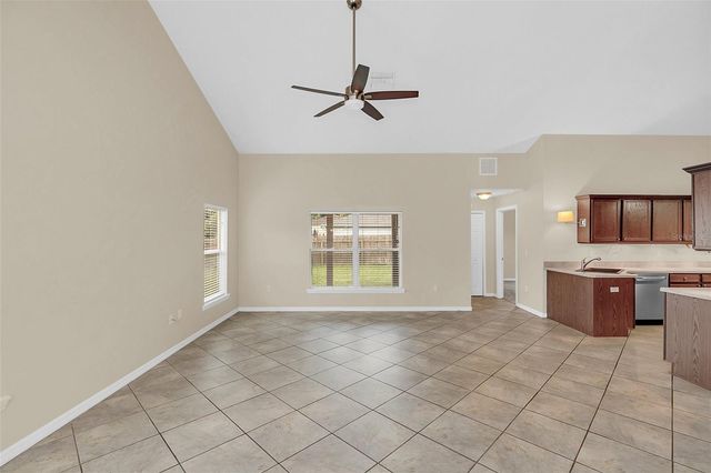 1422 SAFFRON TRAIL, Deland, FL 32724
