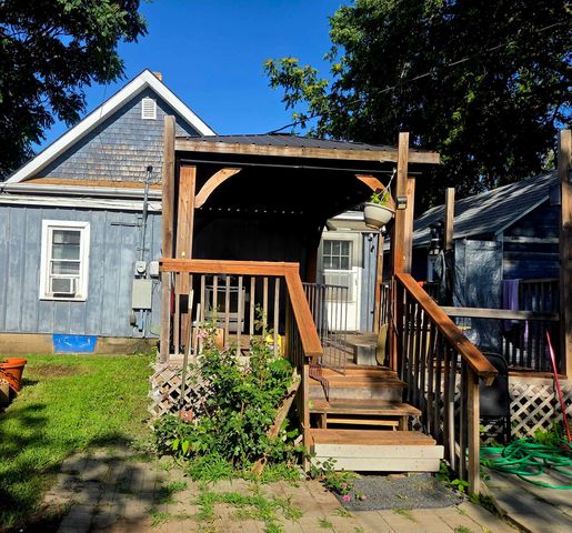621 N 9th Street, Salina, KS 67401