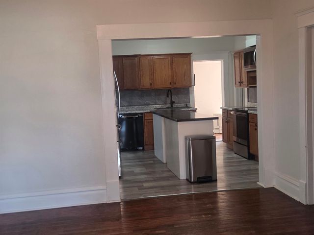 621 N 9th Street, Salina, KS 67401