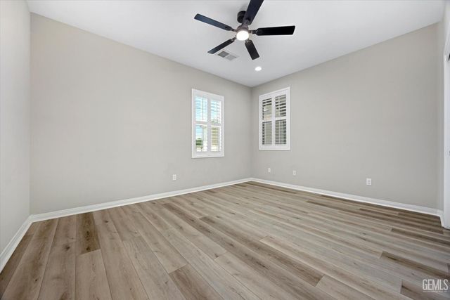 11009 Strathaven Street, Bakersfield, CA 93312