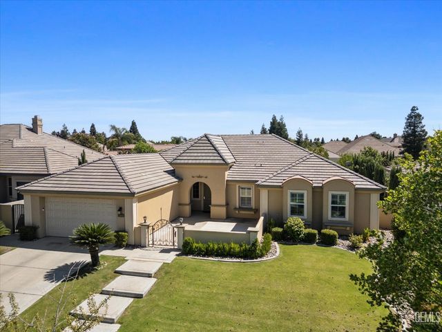 11009 Strathaven Street, Bakersfield, CA 93312