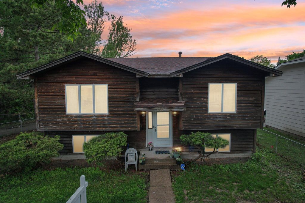 5100 Thomas Avenue N, Minneapolis, MN 55430