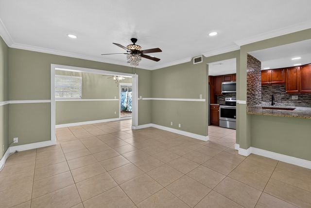 1419 NW 80th Avenue H, Margate, FL 33063