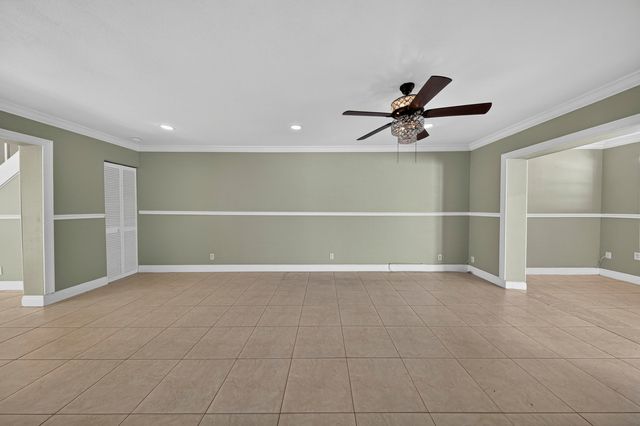 1419 NW 80th Avenue H, Margate, FL 33063