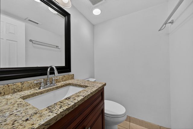 1419 NW 80th Avenue H, Margate, FL 33063