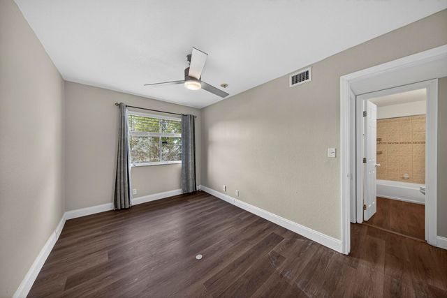 1419 NW 80th Avenue H, Margate, FL 33063