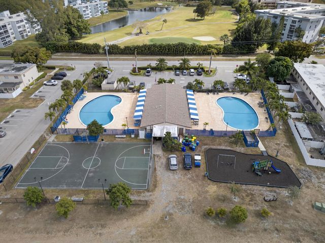 1419 NW 80th Avenue H, Margate, FL 33063