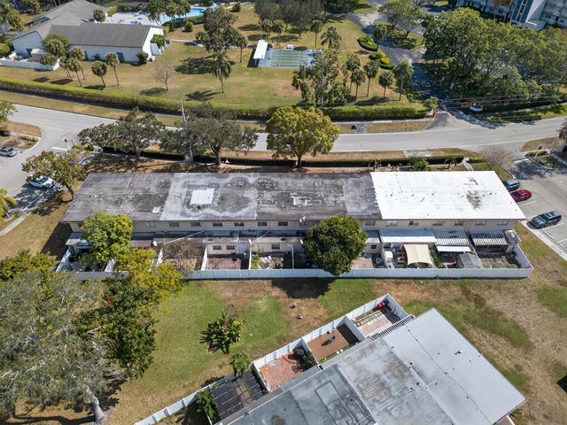 1419 NW 80th Avenue H, Margate, FL 33063