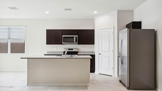 5626 E Button Lane, San Tan Valley, AZ 85140