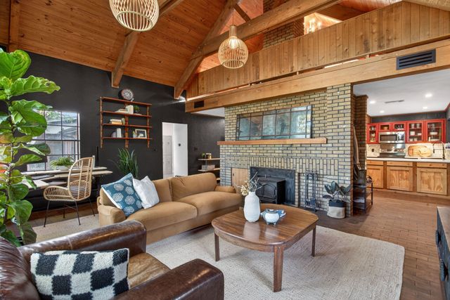 9920 County Road 603, Burleson, TX 76028