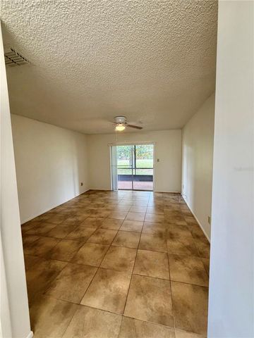 5120 LAZY LAKE CIRCLE, Orlando, FL 32821