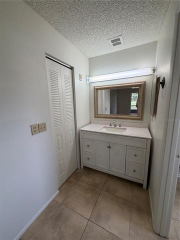 5120 LAZY LAKE CIRCLE, Orlando, FL 32821