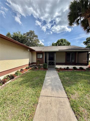 5120 LAZY LAKE CIRCLE, Orlando, FL 32821