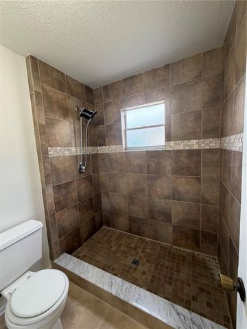 5120 LAZY LAKE CIRCLE, Orlando, FL 32821