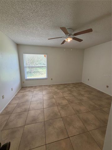 5120 LAZY LAKE CIRCLE, Orlando, FL 32821