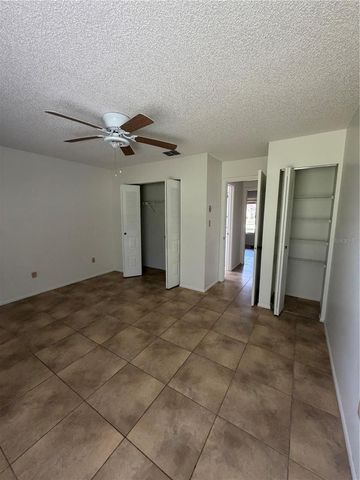 5120 LAZY LAKE CIRCLE, Orlando, FL 32821
