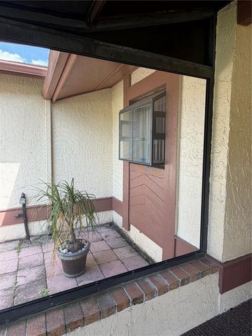 5120 LAZY LAKE CIRCLE, Orlando, FL 32821