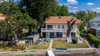 25320 W Buena Avenue, Lake Villa, IL 60046