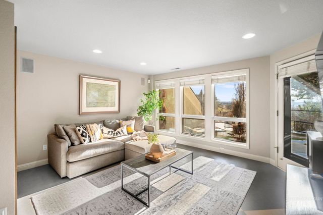 462 W Ridgeline, Boise, ID 83702