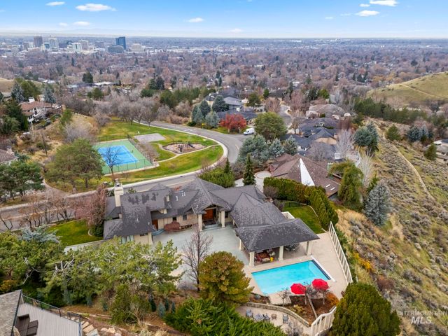 462 W Ridgeline, Boise, ID 83702