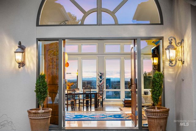 462 W Ridgeline, Boise, ID 83702