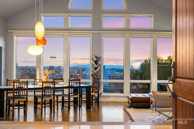 462 W Ridgeline, Boise, ID 83702