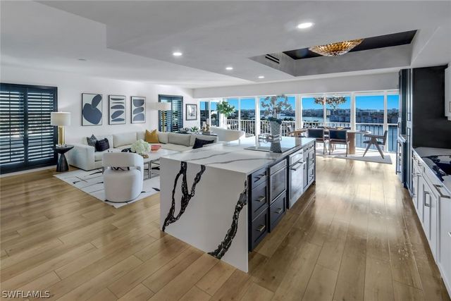 250 Park Shore DR 801, Naples, FL 34103