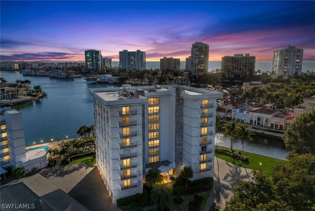 250 Park Shore DR 801, Naples, FL 34103