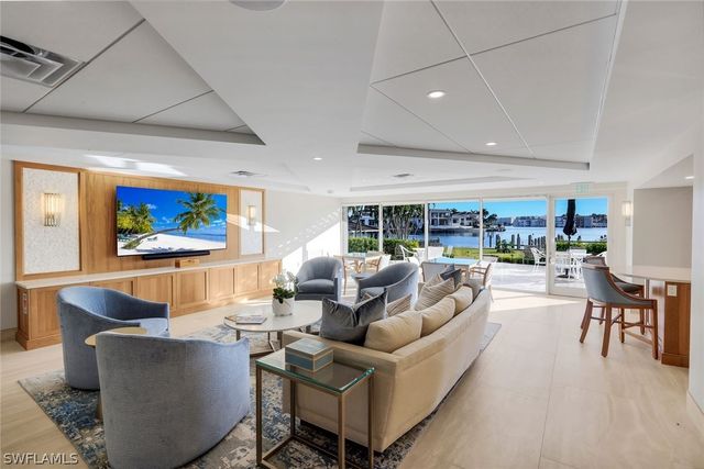 250 Park Shore DR 801, Naples, FL 34103