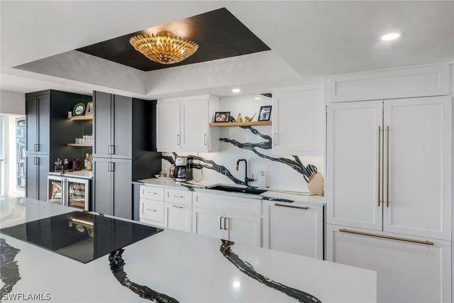 250 Park Shore DR 801, Naples, FL 34103