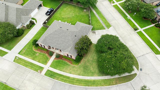 108 Lindsey Dr, Houma, LA 70360