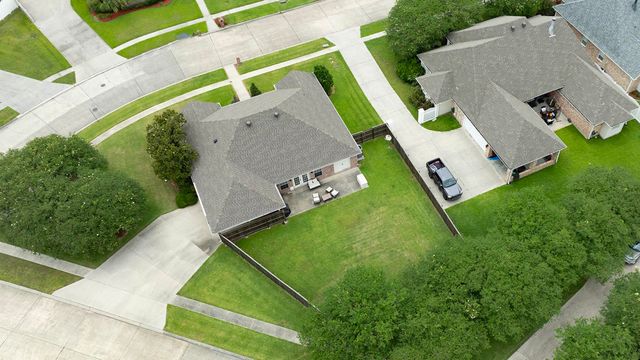 108 Lindsey Dr, Houma, LA 70360