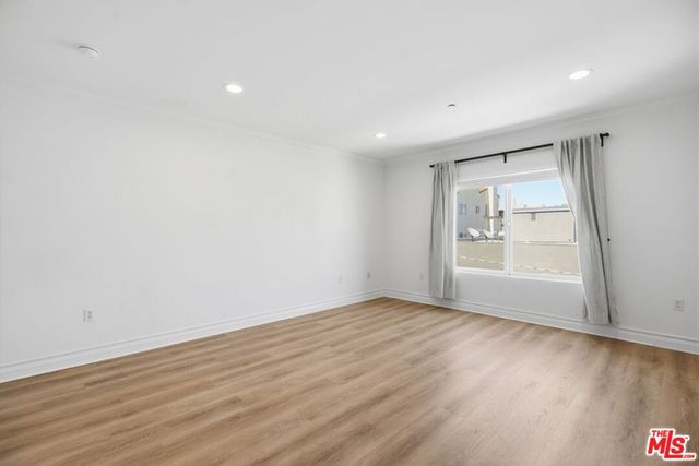 1878 Greenfield Avenue 304, Los Angeles, CA 90025