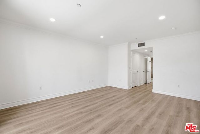 1878 Greenfield Avenue 304, Los Angeles, CA 90025
